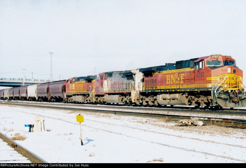 BNSF 4793 East